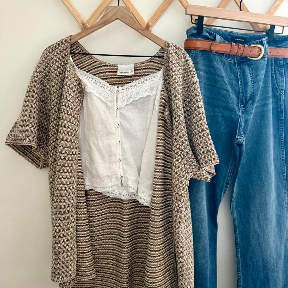 Oversized cozy fashion bug brown and cream striped cardigan with pockets